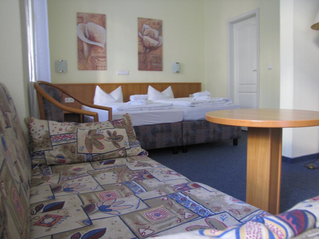 Central Hotel גרה מראה חיצוני תמונה