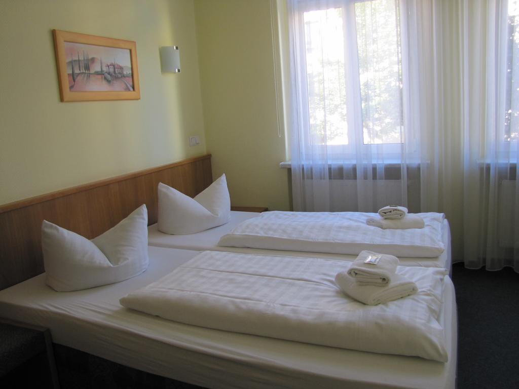 Central Hotel גרה מראה חיצוני תמונה