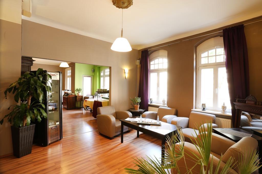 Central Hotel גרה מראה חיצוני תמונה
